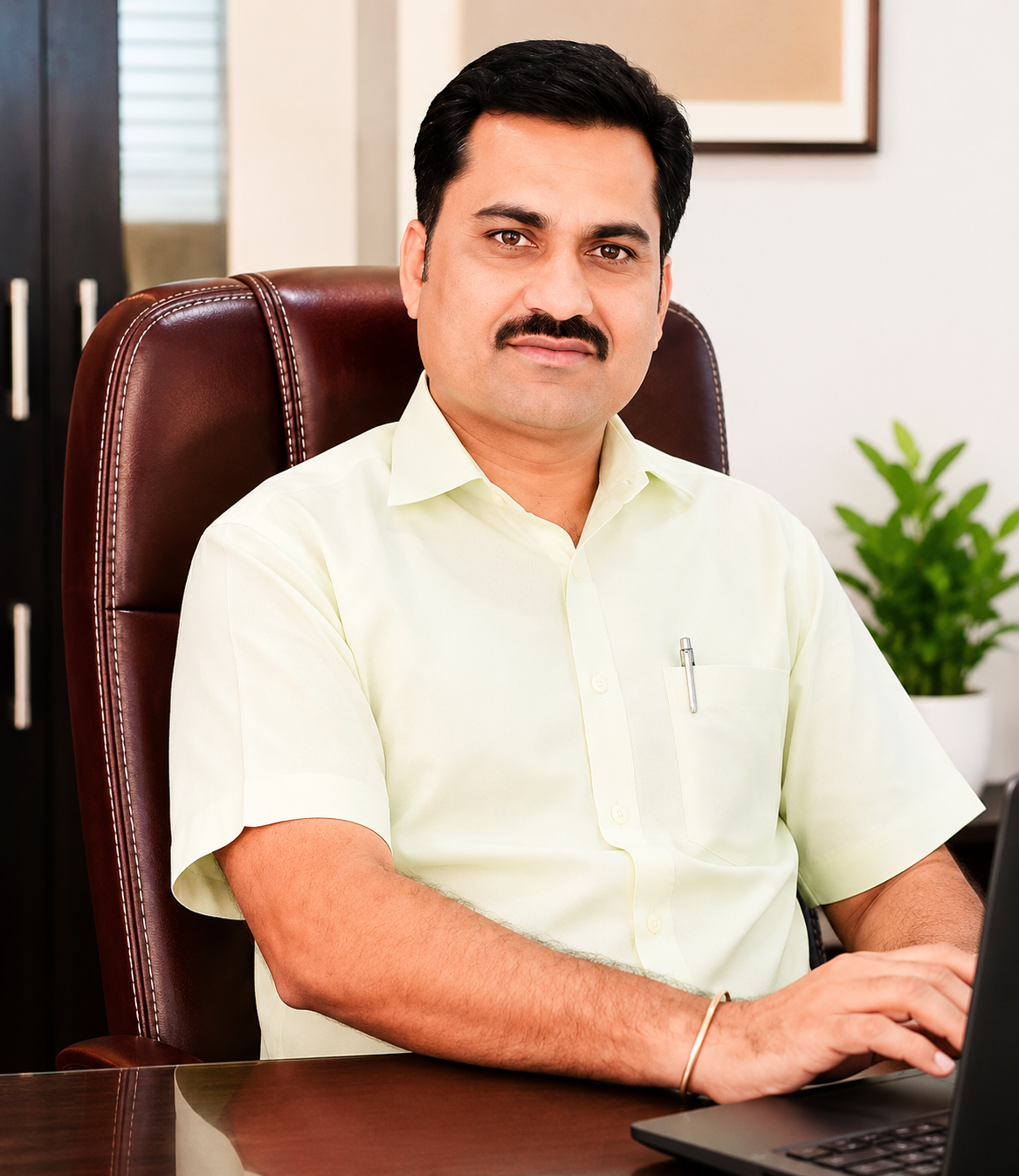 Dr. Ajit Thite